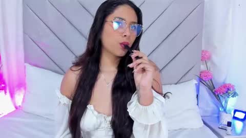 Anna online show from December 26, 2024, 8:00 pm