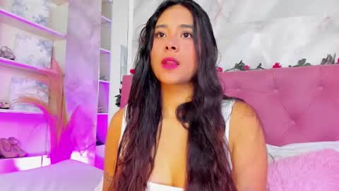 Anna online show from November 12, 2025, 4:18 pm