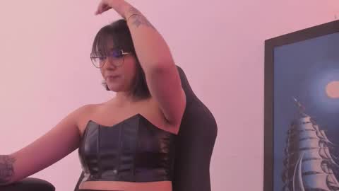 Annara Lein online show from November 10, 2025, 1:59 am