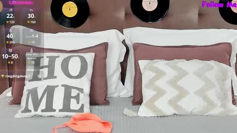 Anna online show from March 12, 2025, 4:08 am