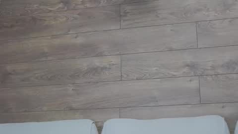 annasplash online show from September 21, 2025, 4:47 am