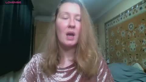 AnnaXLovers online show from December 19, 2025, 10:00 am