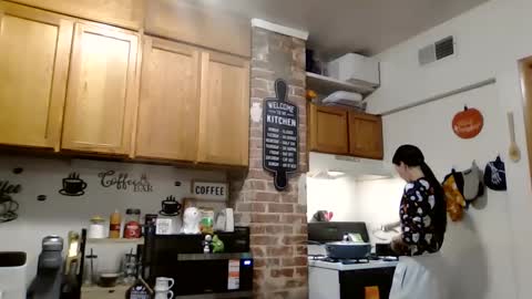 anne online show from September 25, 2025, 11:52 pm