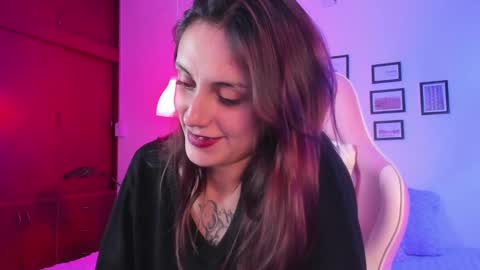 Snapshot of anne_bloom_ chatting on December 15, 2024, 9:24 am Anne online show from December 15, 2024, 9:24 am