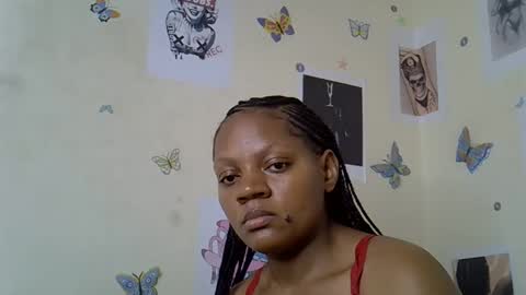 Snapshot of anne_brownie chatting on February 2, 2026, 2:05 pm Anne brownie online show from February 2, 2026, 2:05 pm