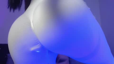 Anne  online show from October 4, 2025, 7:39 am