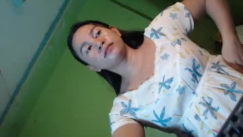 anne_hotaway online show from June 5, 2026, 11:16 am