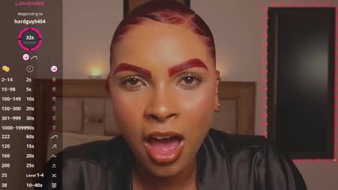 Snapshot of anne_rachel chatting on December 4, 2024, 1:36 am anne_rachel online show from December 4, 2024, 1:36 am