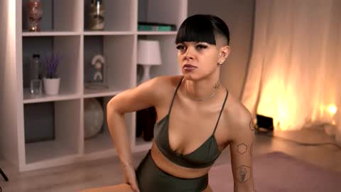 Anne online show from February 27, 2026, 6:02 am