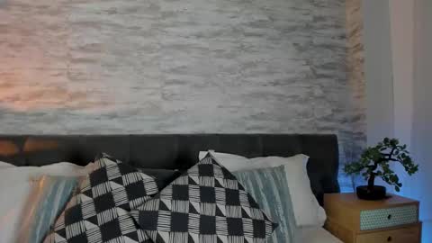 Anneth online show from December 3, 2025, 7:45 pm