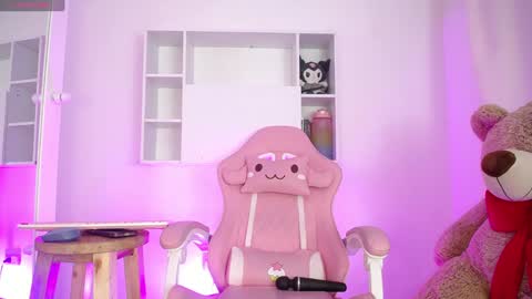 Anni online show from January 30, 2025, 11:01 am