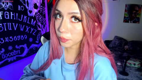 Snapshot of anni_420_ chatting on December 9, 2024, 12:56 am Nikoll online show from December 9, 2024, 12:56 am