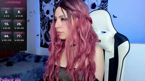 Snapshot of anni_420_ chatting on October 22, 2025, 4:13 am Nikoll online show from October 22, 2025, 4:13 am