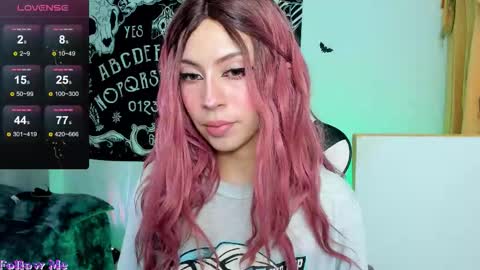 Nikoll online show from October 29, 2025, 8:16 am