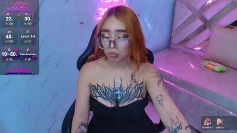 Snapshot of anni_acker_b chatting on February 21, 2025, 8:16 pm Anni acker b online show from February 21, 2025, 8:16 pm