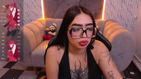 Snapshot of anni_acker_b chatting on January 15, 2026, 1:26 pm Anni acker b online show from January 15, 2026, 1:26 pm