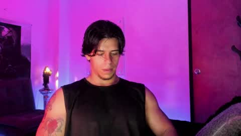 Snapshot of annibal_toro chatting on December 6, 2024, 11:14 pm darg online show from December 6, 2024, 11:14 pm