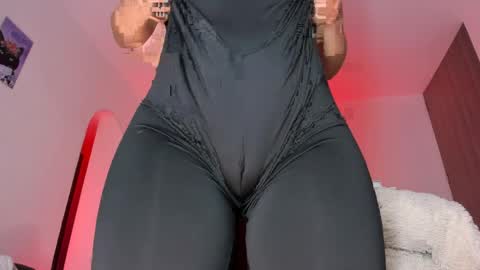 Creamy online show from April 6, 2026, 11:16 pm