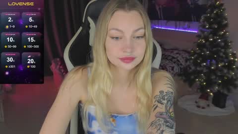 Annie online show from January 14, 2025, 10:44 pm