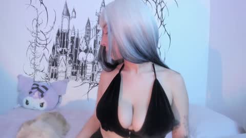 annie  online show from December 14, 2024, 6:13 am