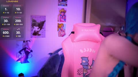 Annie May   online show from December 8, 2024, 2:52 pm