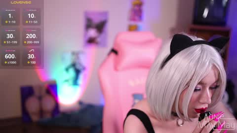 Annie May   online show from January 31, 2025, 2:39 pm