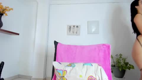 Annie online show from September 29, 2025, 2:00 pm