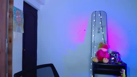 AnnieBlu3 online show from October 27, 2025, 9:46 am