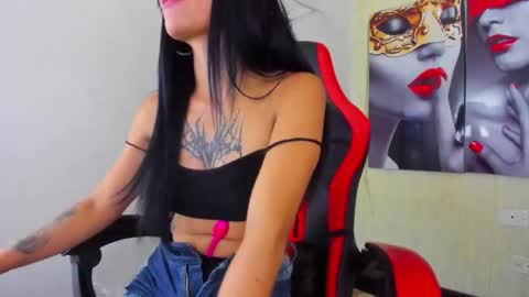 Snapshot of anniee_x chatting on September 20, 2025, 2:40 pm Anniee online show from September 20, 2025, 2:40 pm