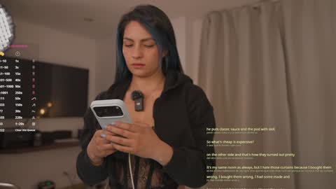 Snapshot of annieguzman_ chatting on February 19, 2026, 3:02 am Annie FREE TRIAL IN BIO online show from February 19, 2026, 3:02 am