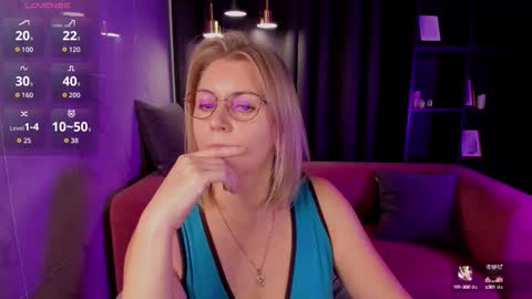 Annie online show from September 16, 2025, 5:52 am