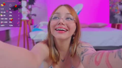 VIVIANNA online show from November 14, 2025, 3:49 am