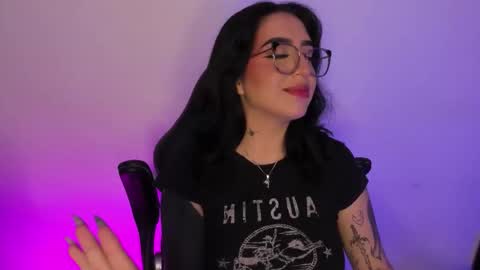 Annika online show from October 15, 2025, 4:34 am