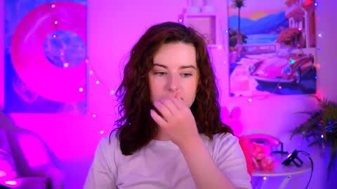 Ann Terry 3 online show from October 7, 2025, 8:33 am