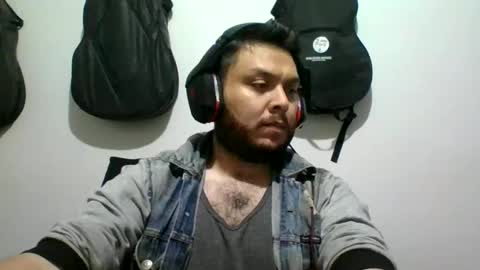 lion kennedy independent model moderator online show from September 21, 2025, 1:51 am