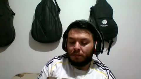 lion kennedy independent model moderator online show from October 9, 2025, 11:25 pm