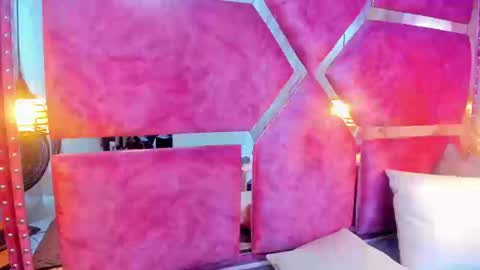 Anny bridge online show from March 13, 2026, 9:54 pm