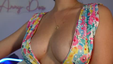 Snapshot of anny_dee chatting on December 10, 2024, 4:02 am Anny online show from December 10, 2024, 4:02 am