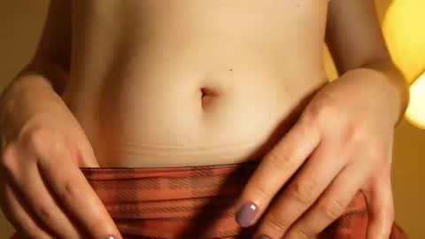 Snapshot of anny_dee chatting on October 1, 2025, 4:07 am Anny online show from October 1, 2025, 4:07 am