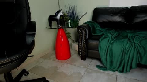 Anna online on weekends online show from December 25, 2024, 10:48 pm