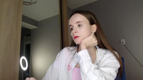 Snapshot of anny_meow chatting on March 3, 2025, 6:44 pm Ann  My current schedule is below  online show from March 3, 2025, 6:44 pm