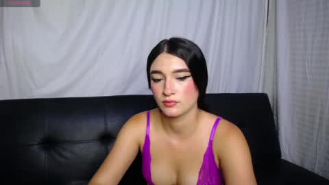 Anny online show from June 9, 2026, 7:25 pm
