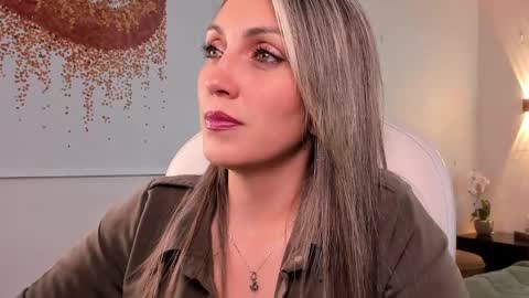 Anny online show from February 24, 2025, 11:54 am