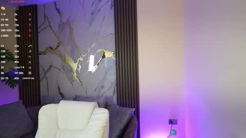 Ana online show from October 20, 2025, 11:32 am