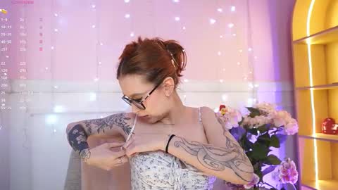 Ana online show from December 17, 2025, 12:22 pm