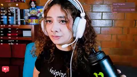 Anny  IG online show from October 10, 2025, 11:04 pm