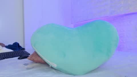 Annyluna online show from January 13, 2025, 7:21 pm