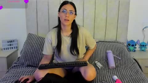 Anny online show from November 15, 2025, 11:21 pm