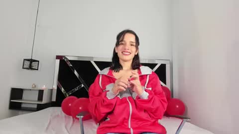 Anny online show from February 18, 2025, 8:25 pm