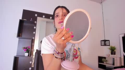 Anny online show from March 5, 2025, 12:05 am